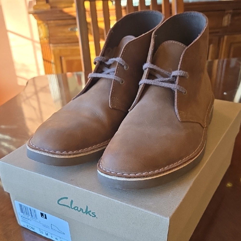 Clarks Men's Bushacre 2 Beeswax Chukka Boots